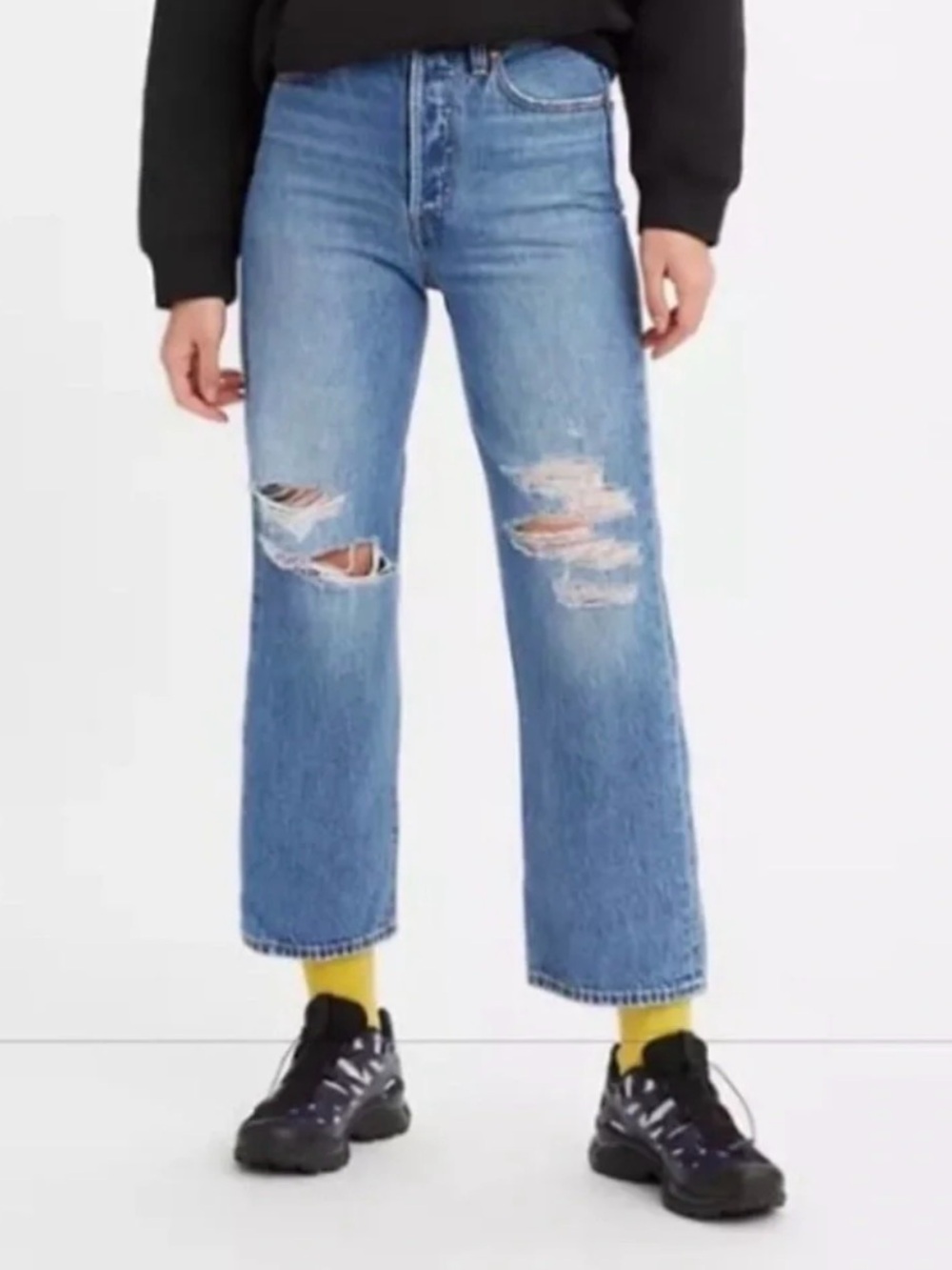 Levi's Premium Women Ribcage Straight Ankle Distressed Jeans Size 26